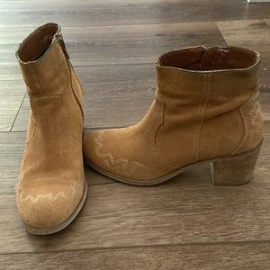 Womens leather booties